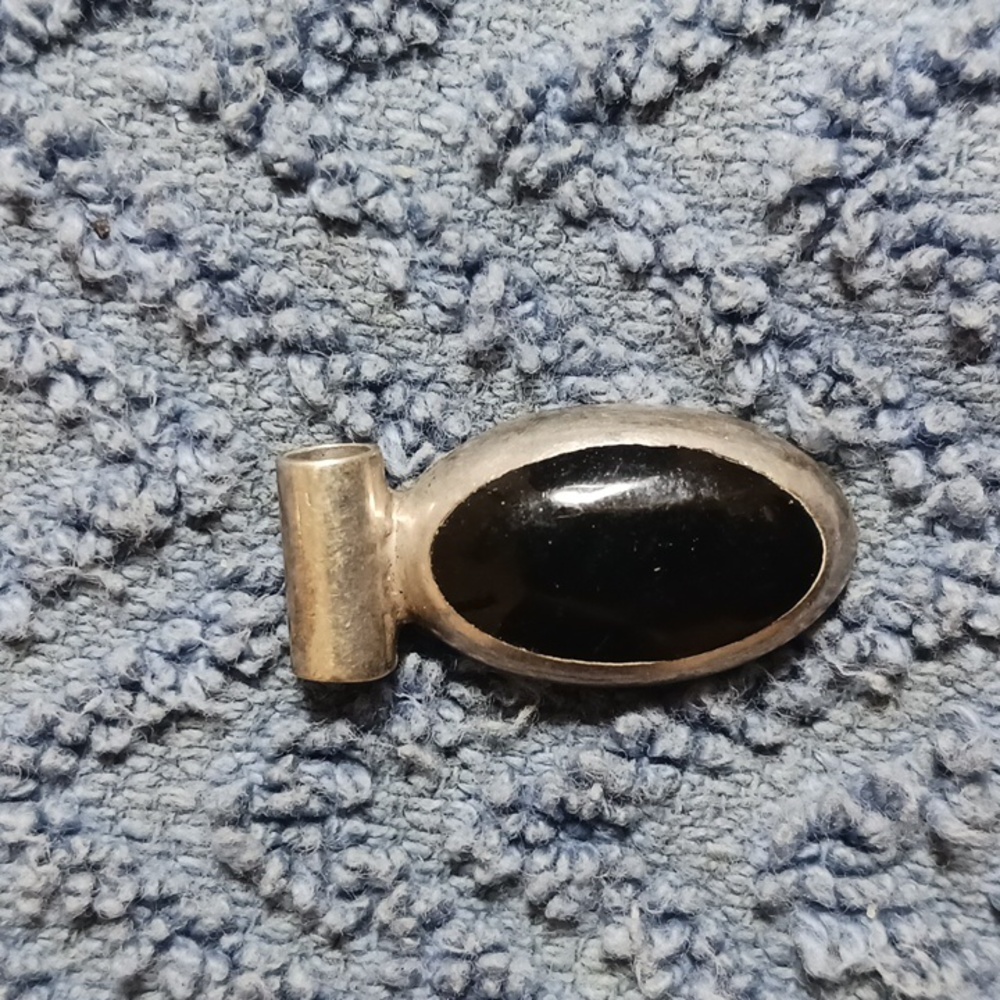 Onyx silver pendant